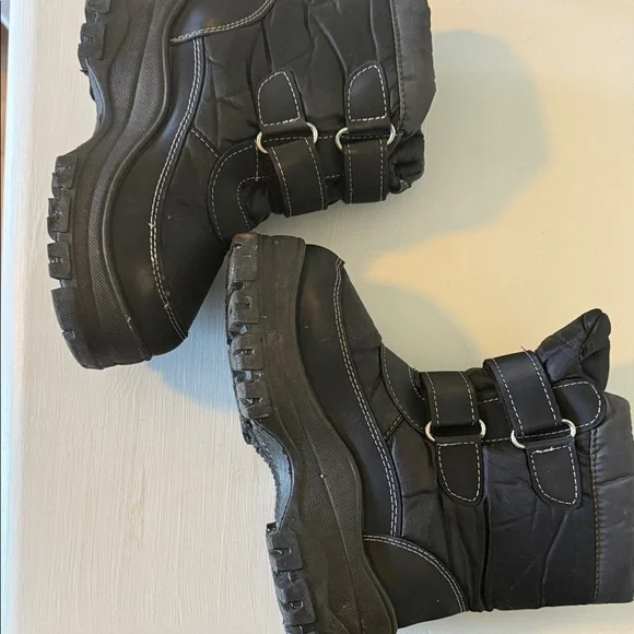 Kids Black Winter Boots - Picture 2 of 7